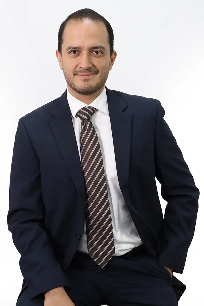 Andrés Quiñonez - Corporativo, Regulatorio, Civil - Clarity Law Guatemala