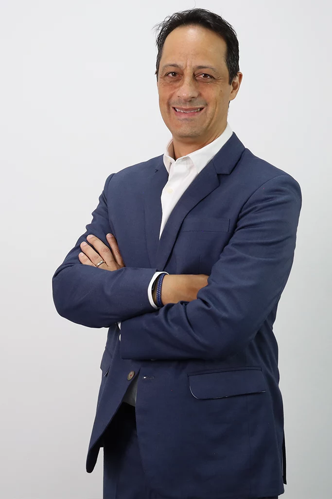 Jose Augusto Toledo - Especialista en Legal Project Management y Eficiencia Legal - Clarity Law Guatemala